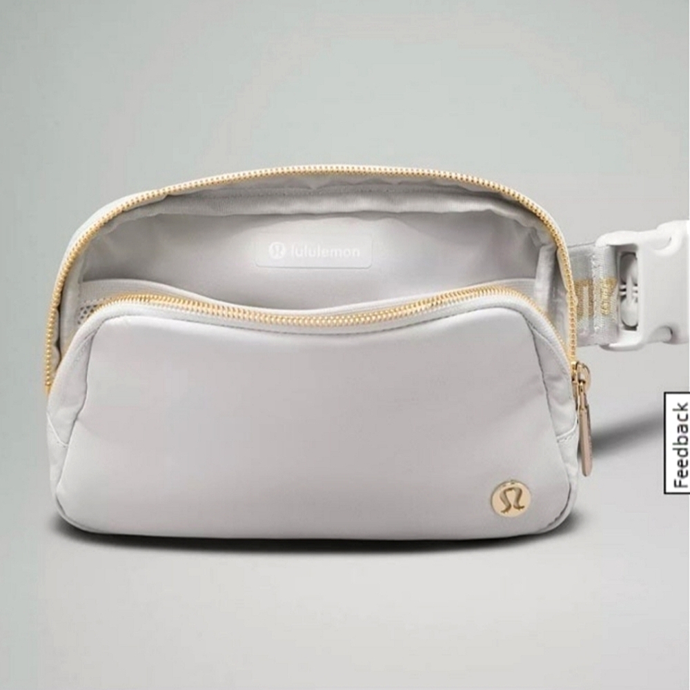 New Lululemon Everywhere Belt Bag, Limited edition, Vapor/Gold/White - Picture 6 of 14